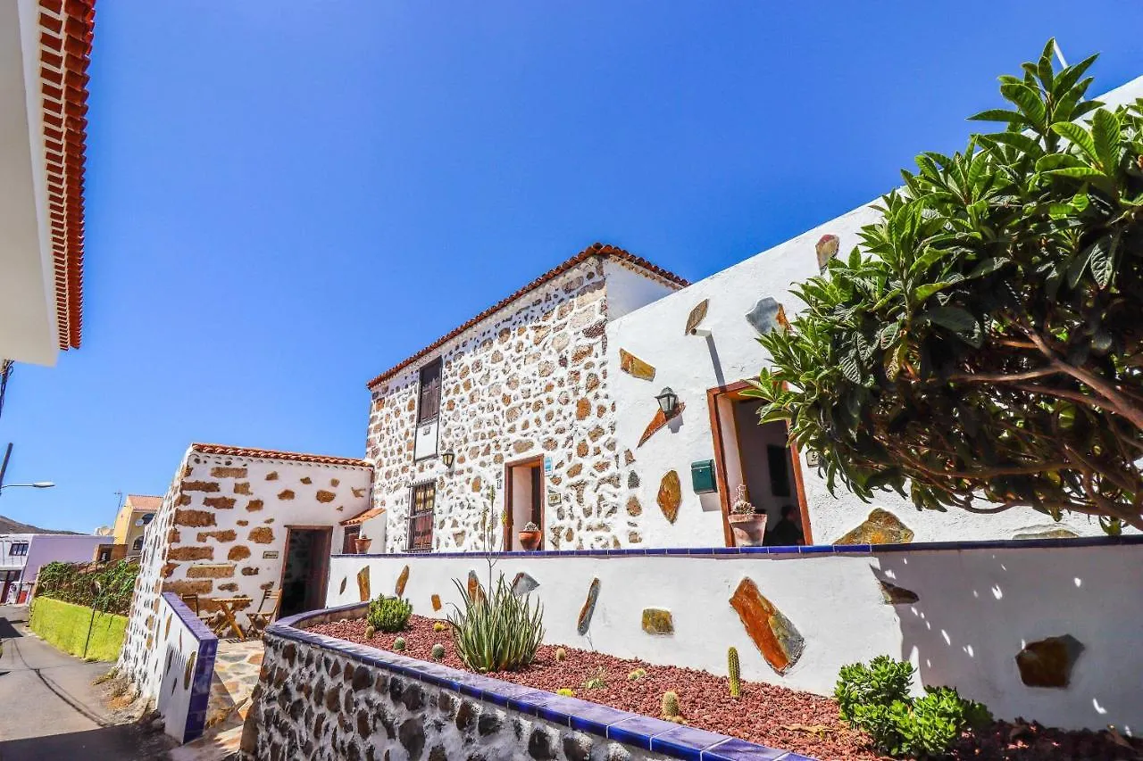 Rentaliday Casa Ameliaアロナ スペイン
